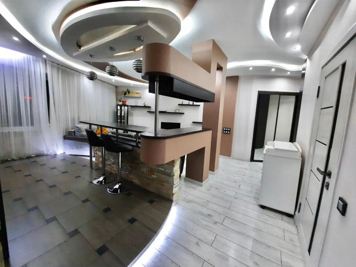 Жк Самал Де Люкс Apartment Almaty Exterior photo